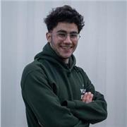 Professeur d’arabe d’origine Libanaise pour changer la perspective de l’arabe